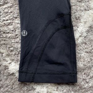 Lululemon crop black legging